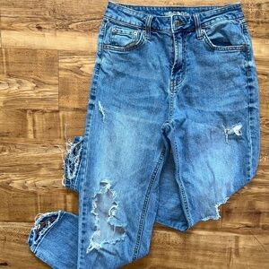 Wild Fable Light Wash Denim Heavily Exposed Distressed High Rise Mom Jeans 0